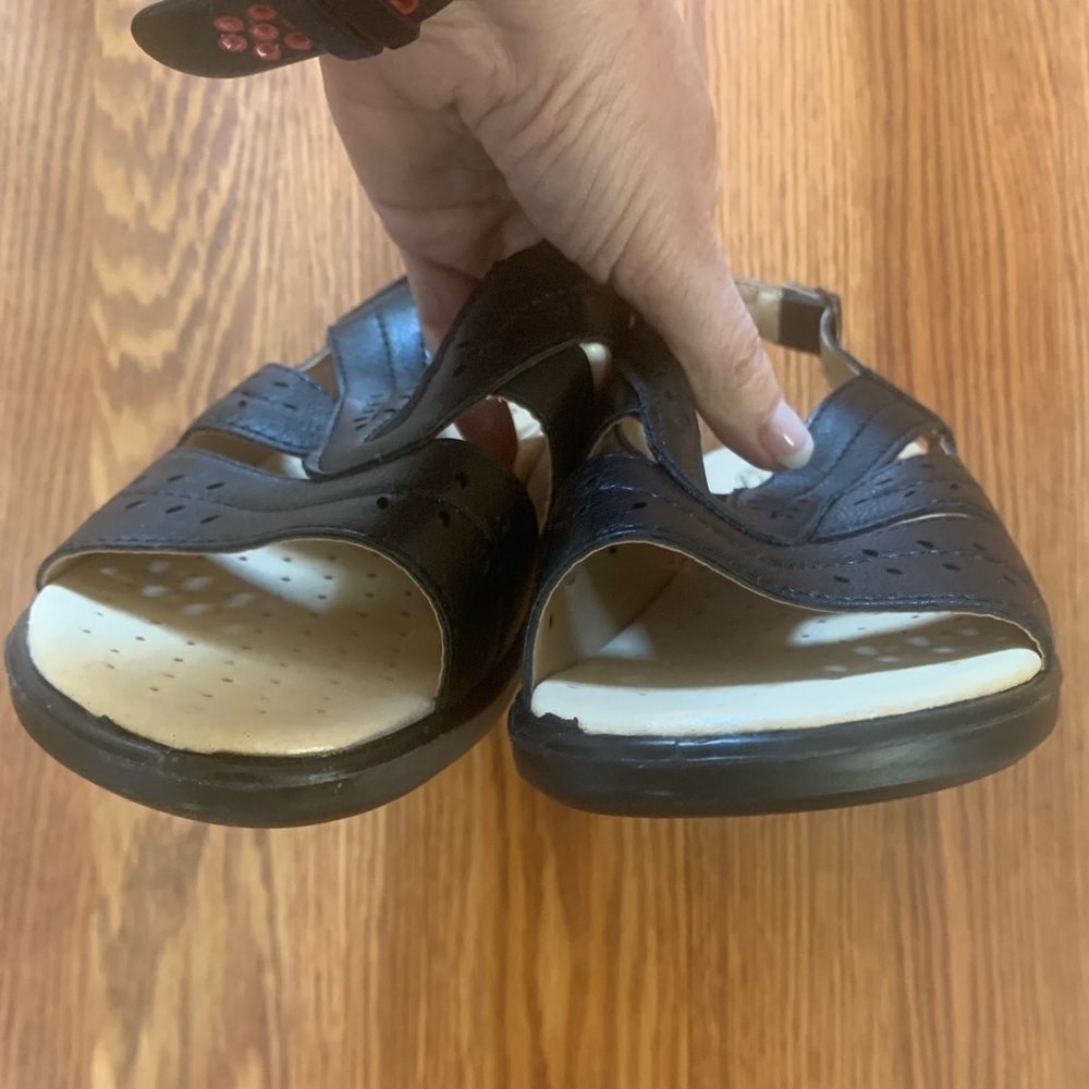 ANNA ALMEIDA 8 Women’s Black sandals NEW - Picture 5 of 12